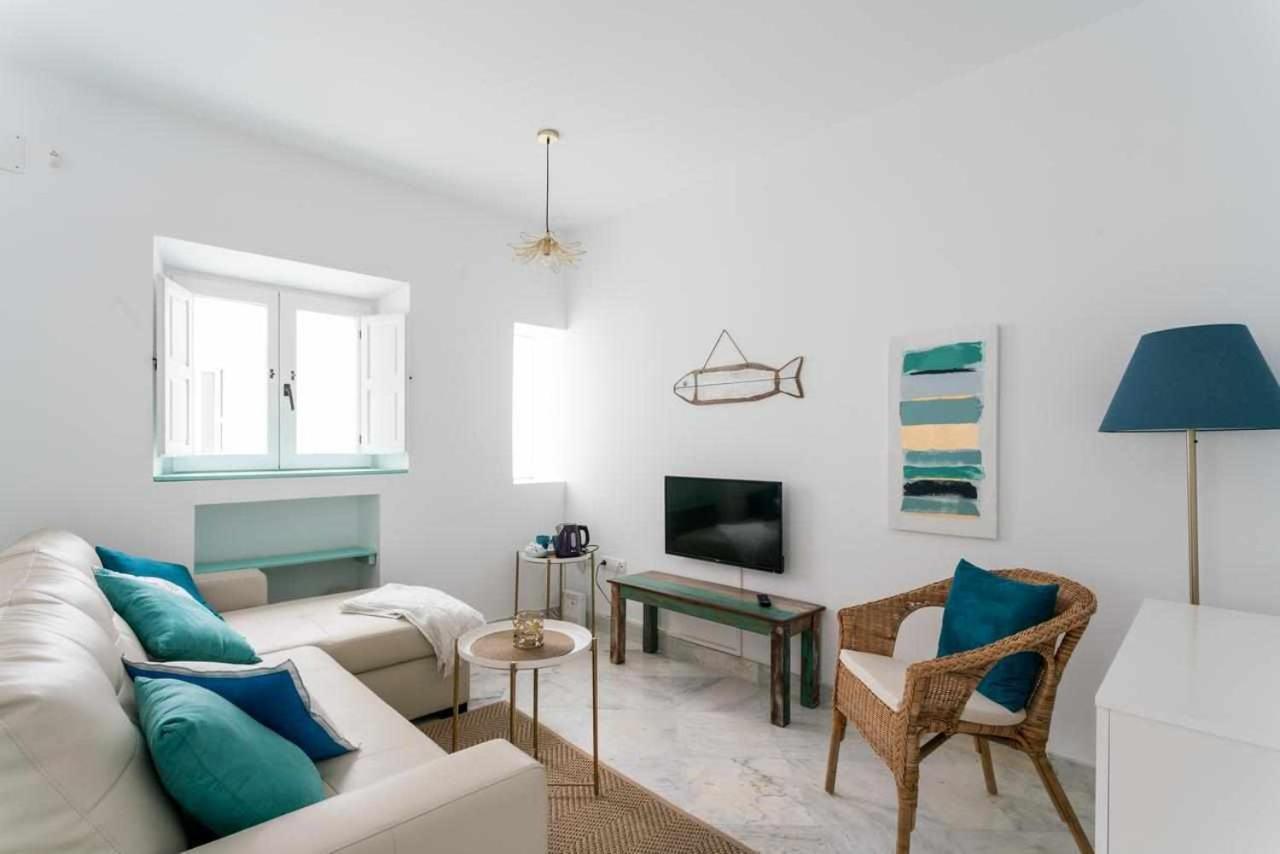 Fantastico Atico En El Casco Antiguo En A La Pla Apartment Cadiz Bagian luar foto