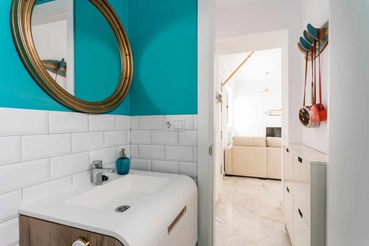 Fantastico Atico En El Casco Antiguo En A La Pla Apartment Cadiz Bagian luar foto