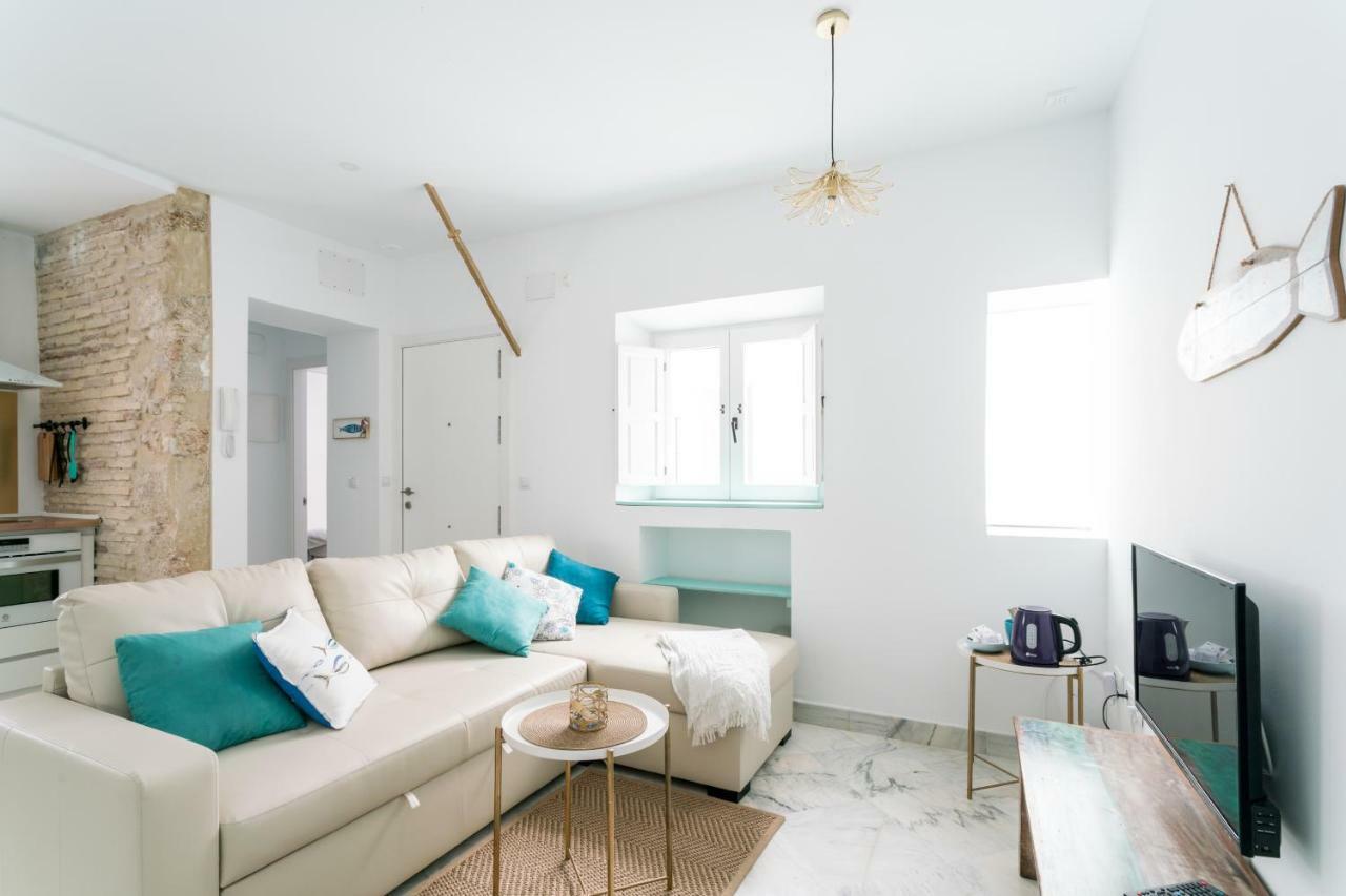 Fantastico Atico En El Casco Antiguo En A La Pla Apartment Cadiz Bagian luar foto